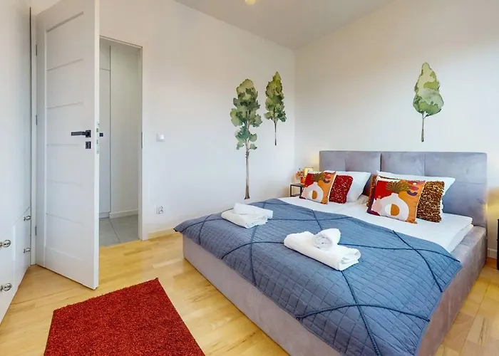 Urban Jungle With Ac Praga Poludnie Lejlighed