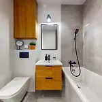 Apartamento Urban Jungle With Ac Praga Poludnie